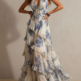 Clara - blaues Boho-Chiffon-Maxikleid mit Blumenmuster, Neckholder, Stufen und Rüschen