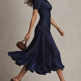 Adriana - gestreiftes Retro-Satin-Midikleid