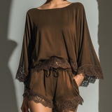 Alice - Set aus Satin-Top mit U-Boot-Ausschnitt und Shorts in Schokoladenbraun