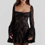 Mabel - Spitzen-Minikleid mit langen Ärmeln