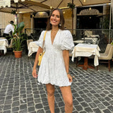Mckenna - schickes besticktes Kleid