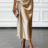 Caille - ärmelloses Satin-Midikleid in Champagner mit Rüschen, einseitig schulterfrei