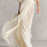 Sefa - elfenbeinfarbenes, transparentes Chiffonkleid